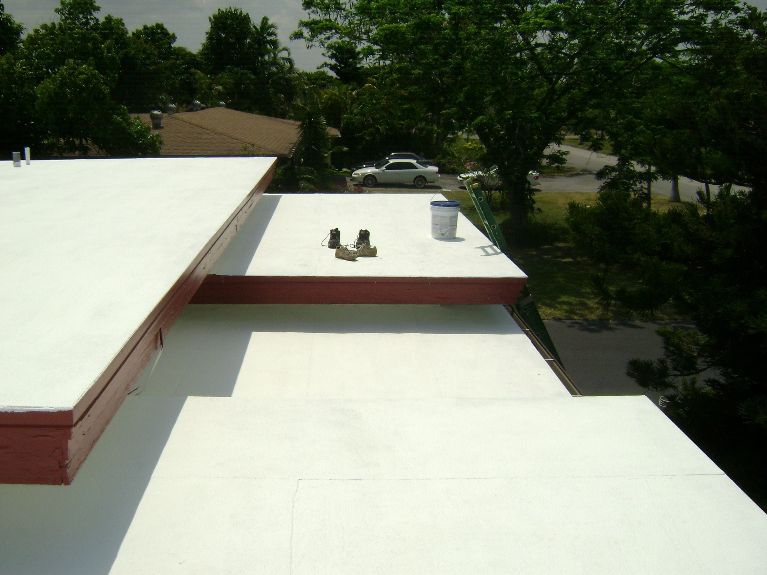 Achieve superior roof protection by insulating and waterproofing with elastomeric coatings. Our specialized coatings offer a flexible and durable barrier